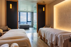 Hyatt Regency Seragaki Island Okinawa, Kin